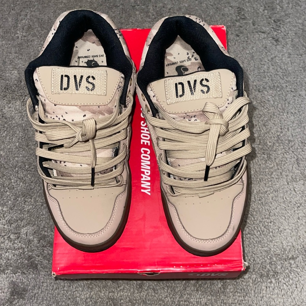 DVS Enduro 125 Skate shoes